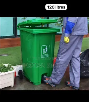 Poubelle Roulante Avec Pédales 120L