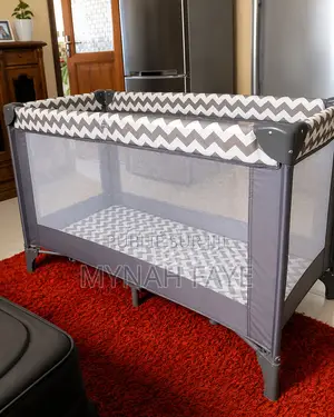 Berceau Pliable Pour Vos Bébés Venant d'Angleterre