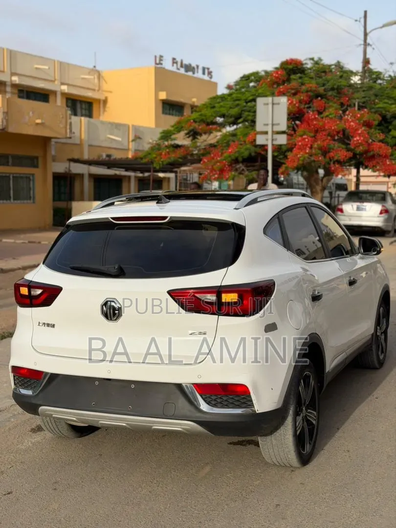 MG ZS 2018 Blanc