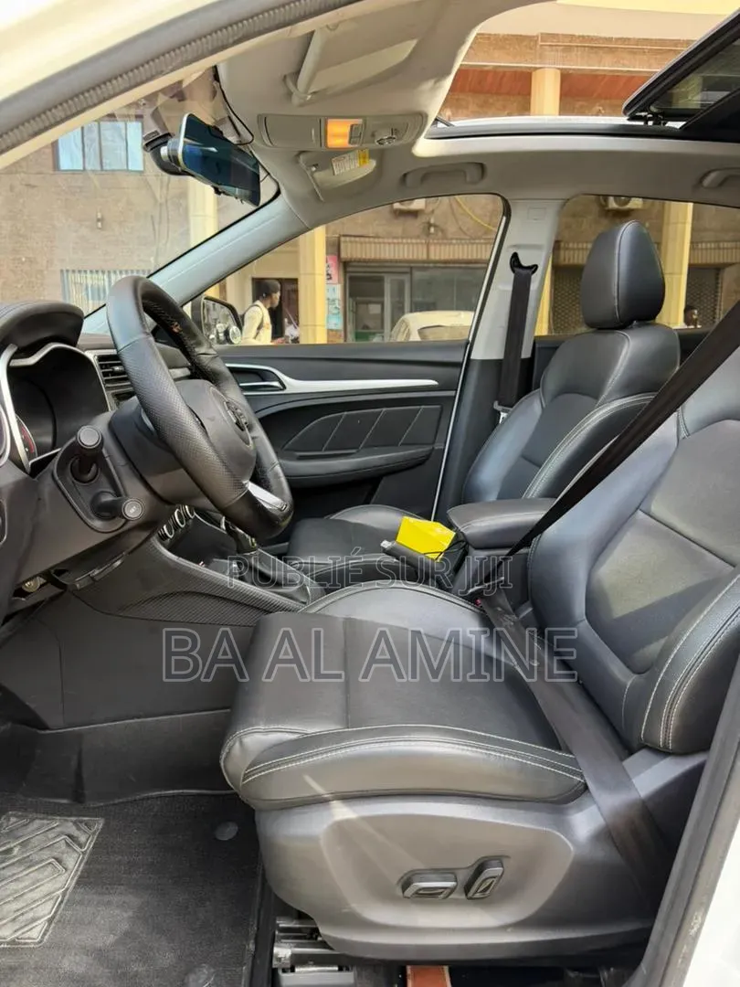 MG ZS 2018 Blanc