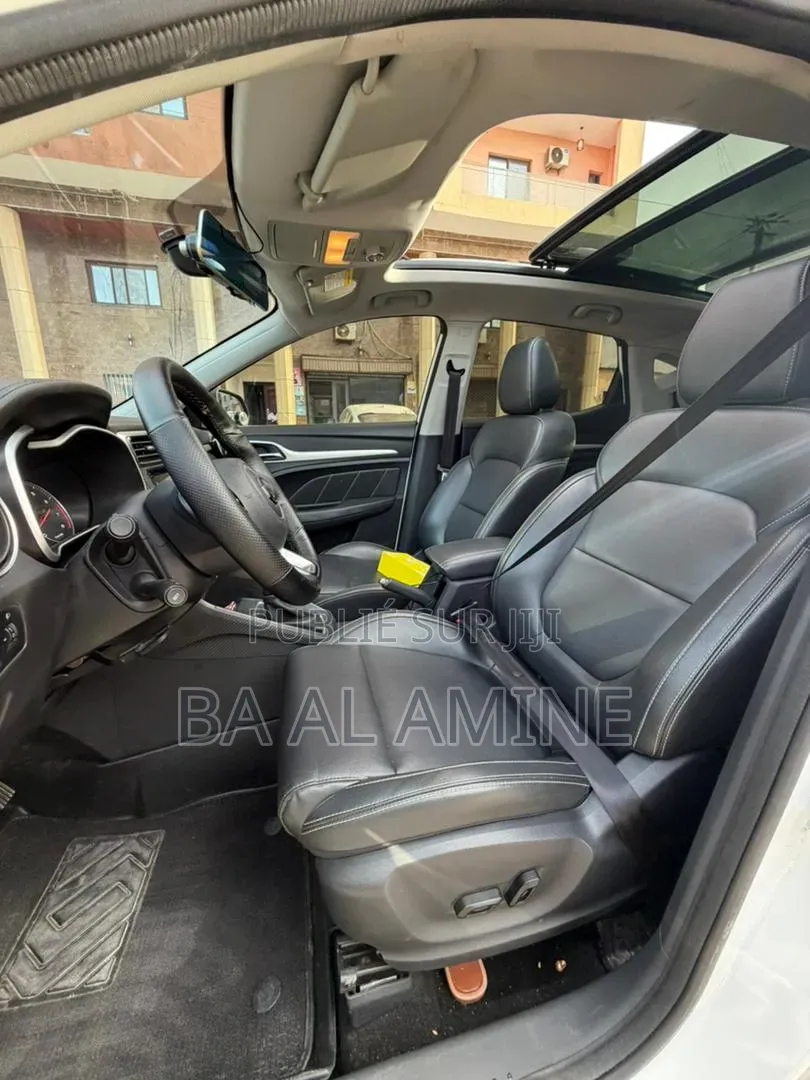 MG ZS 2018 Blanc
