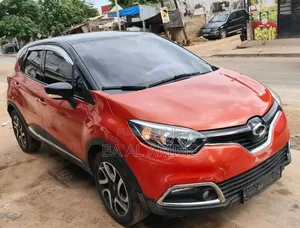 Renault Samsung QM3 1.5 Diesel FWD 2016 Orange