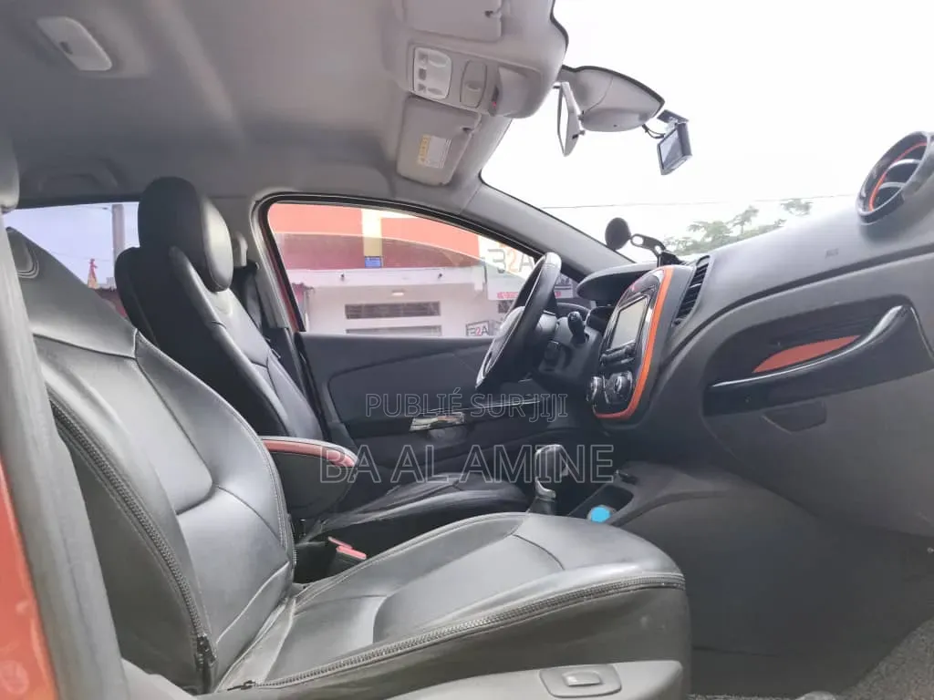 Renault Samsung QM3 1.5 Diesel FWD 2016 Orange