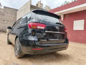 Kia Carnival 2016 Gris