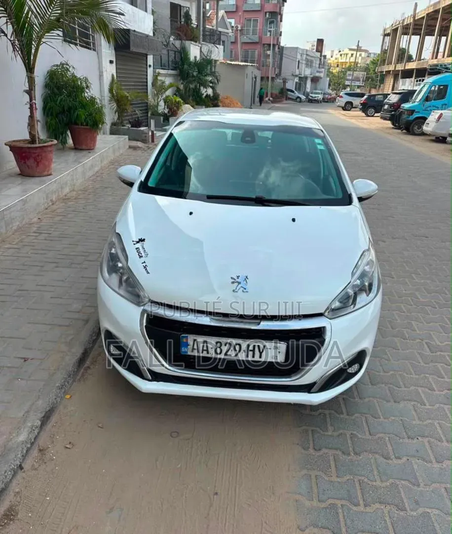 Peugeot 208 2016 Blanc