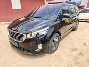 Kia Carnival 2016 Gris