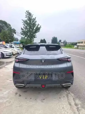 Changan UNI-T 2021 Gris