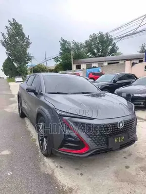 Changan UNI-T 2021 Gris