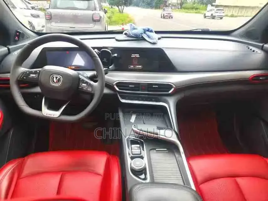 Changan UNI-T 2021 Gris