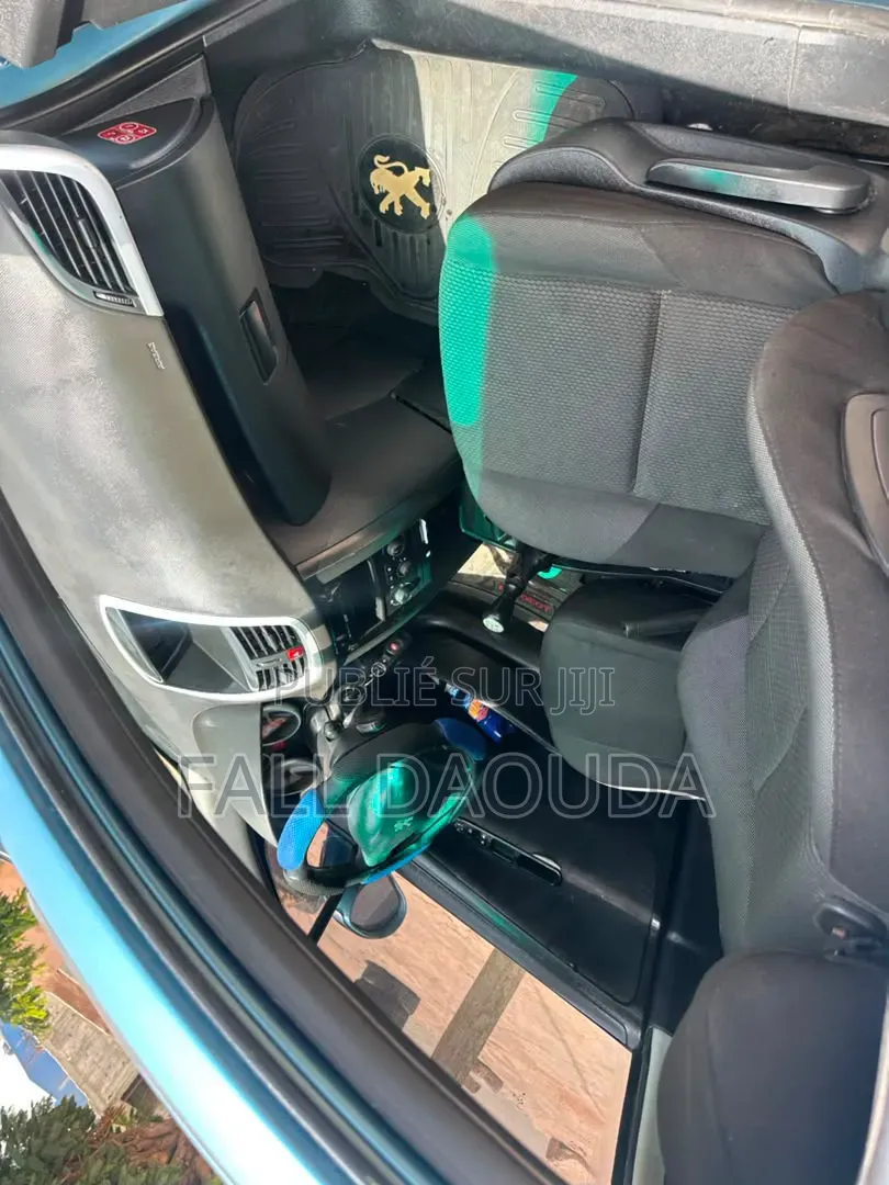 Peugeot 207 2013 Bleu