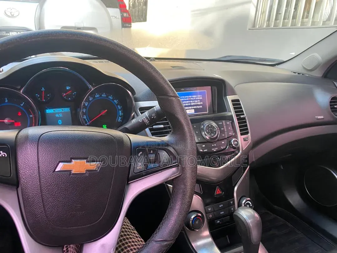 Chevrolet Cruze LS 4dr Sedan (1.5L 4cyl 6A) 2016 Blanc