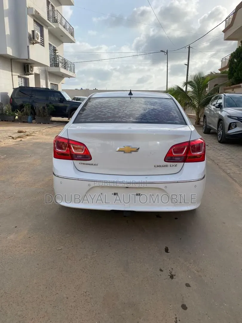 Chevrolet Cruze LS 4dr Sedan (1.5L 4cyl 6A) 2016 Blanc