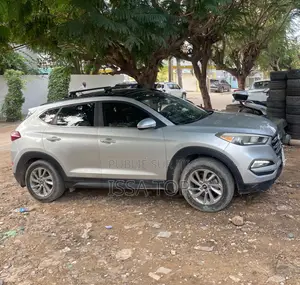 Hyundai Tucson 2016 Gris
