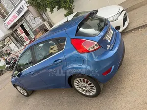Ford Fiesta 2015 Bleu