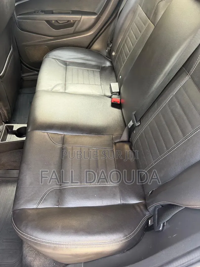 Ford Fiesta 2015 Bleu