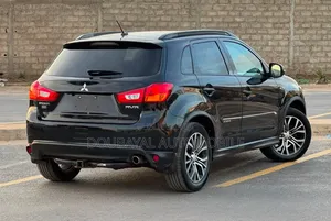Mitsubishi RVR 2016 Noir Mat