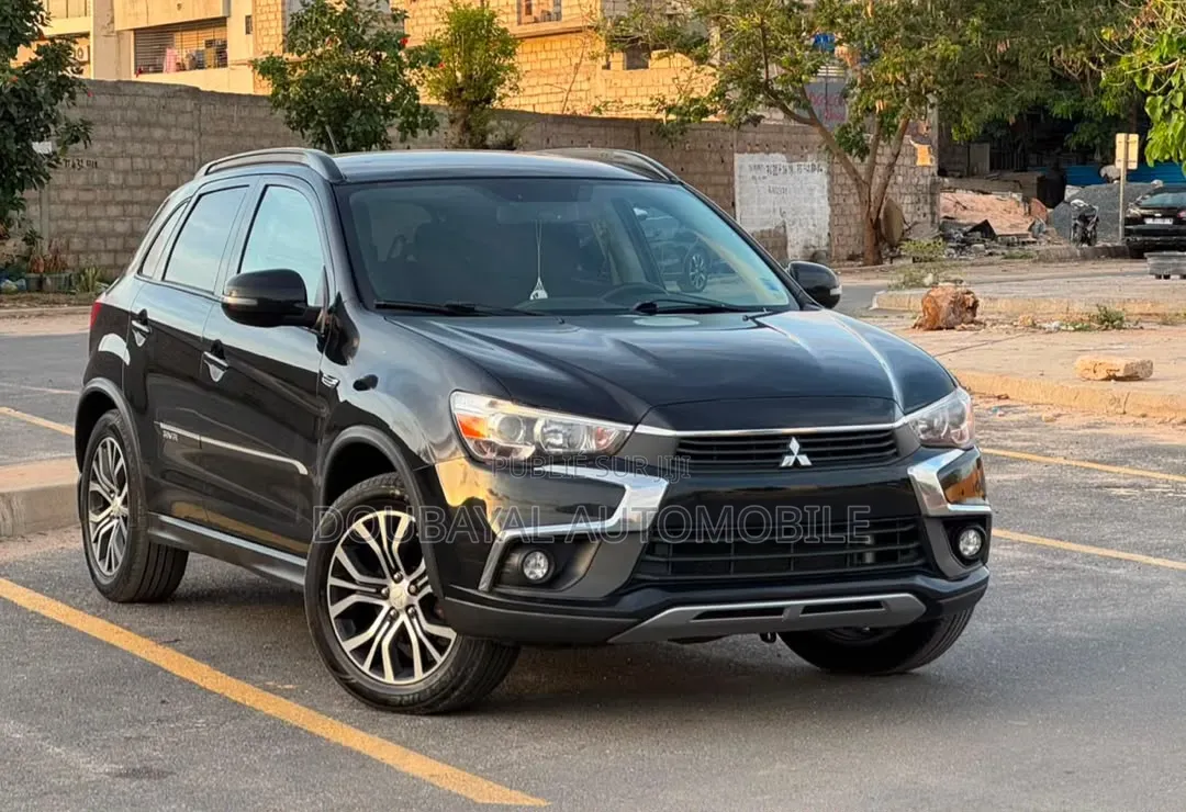 Mitsubishi RVR 2016 Noir Mat