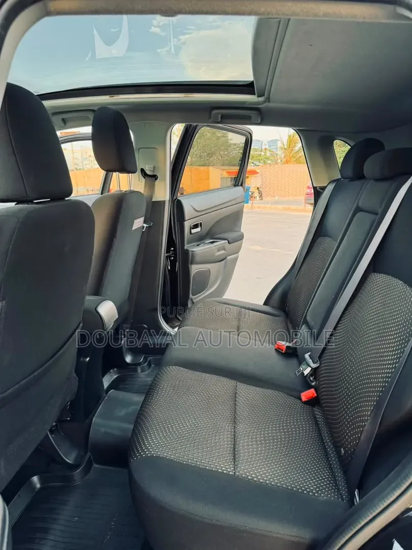 Mitsubishi RVR 2016 Noir Mat