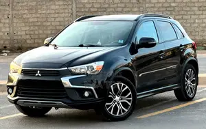 Mitsubishi RVR 2016 Noir
