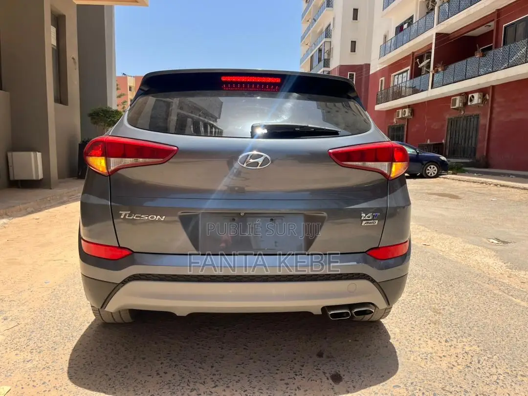 Hyundai Tucson 2017 Gris