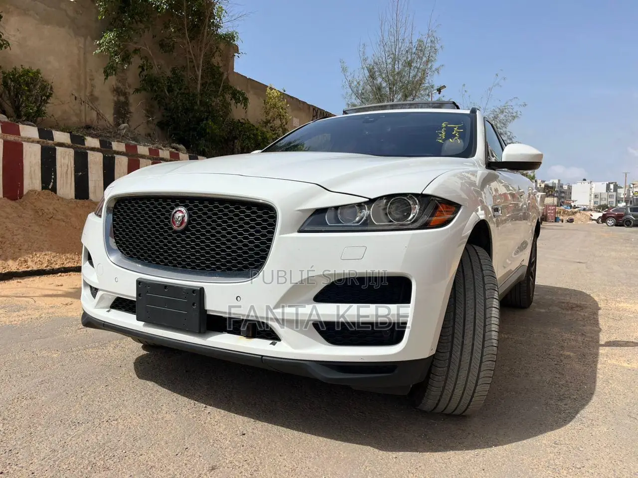 Jaguar F-Pace 2017 Bleu