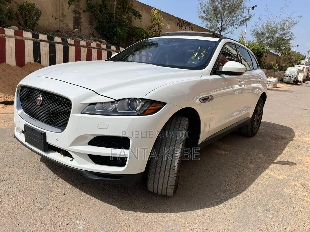 Jaguar F-Pace 2017 Bleu