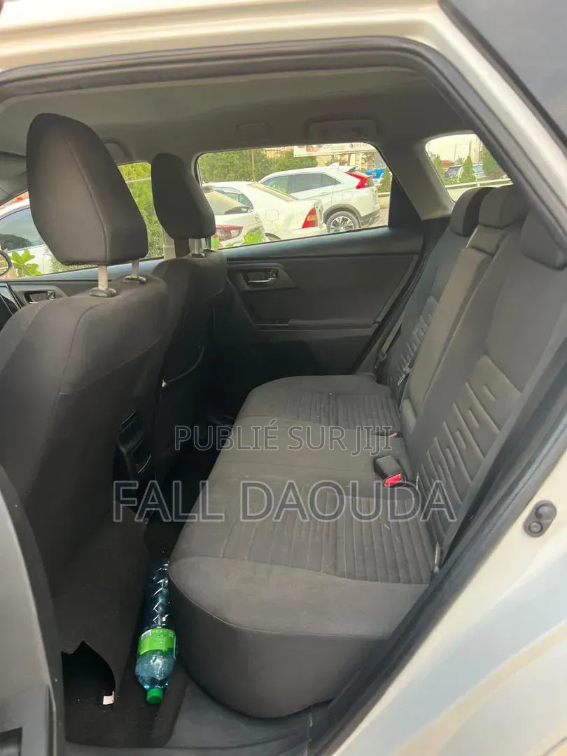 Toyota Auris 2017 Blanc