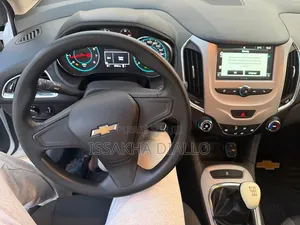 Chevrolet Cruze LS 4dr Sedan (1.5L 4cyl 6A) 2016 Blanc