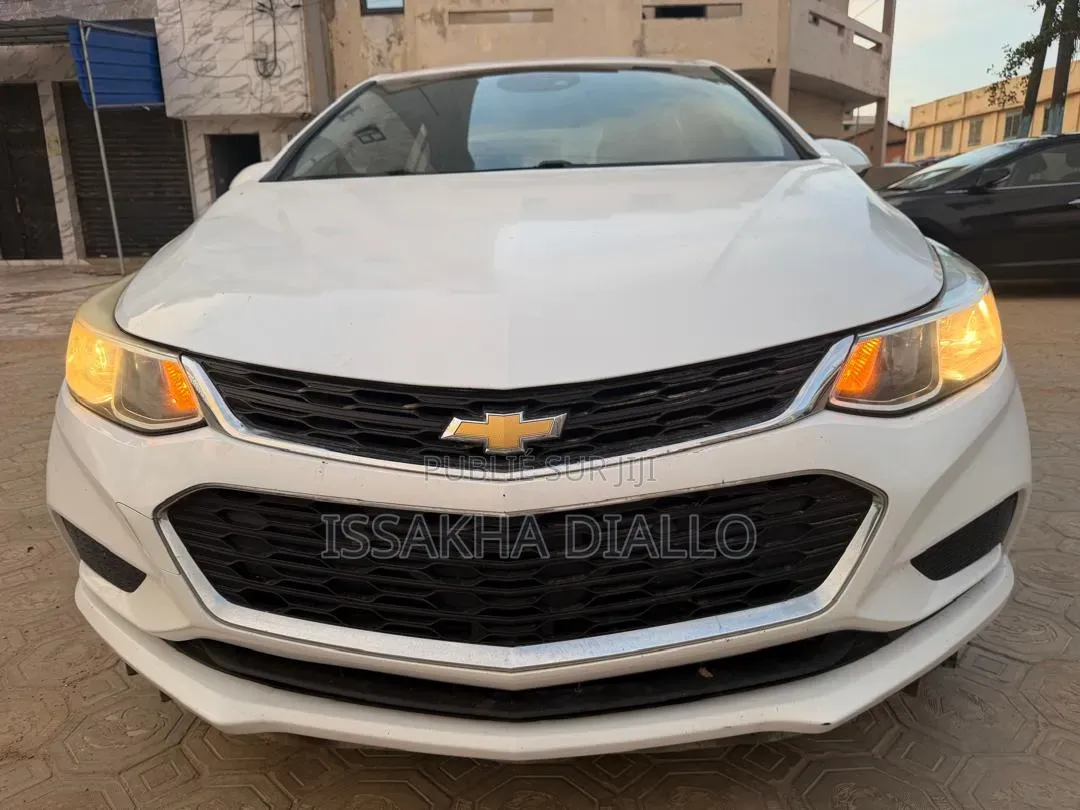 Chevrolet Cruze LS 4dr Sedan (1.5L 4cyl 6A) 2016 Blanc