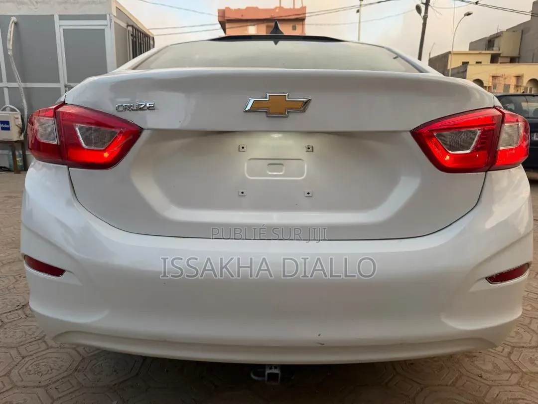 Chevrolet Cruze LS 4dr Sedan (1.5L 4cyl 6A) 2016 Blanc