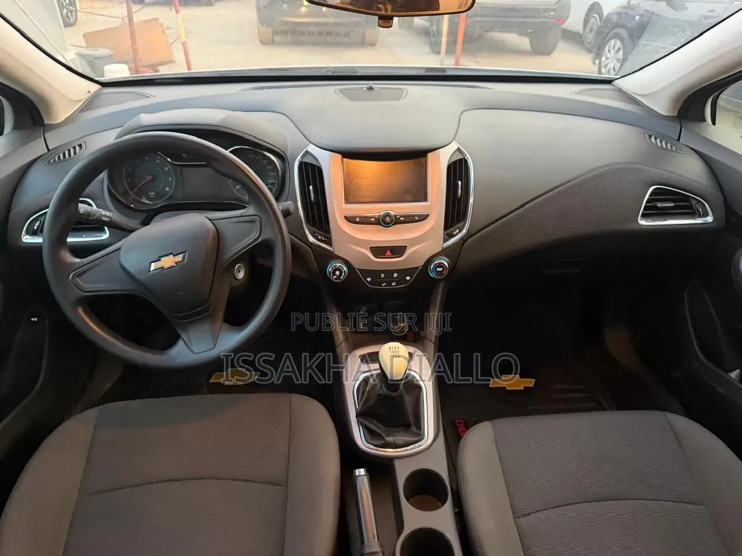 Chevrolet Cruze LS 4dr Sedan (1.5L 4cyl 6A) 2016 Blanc
