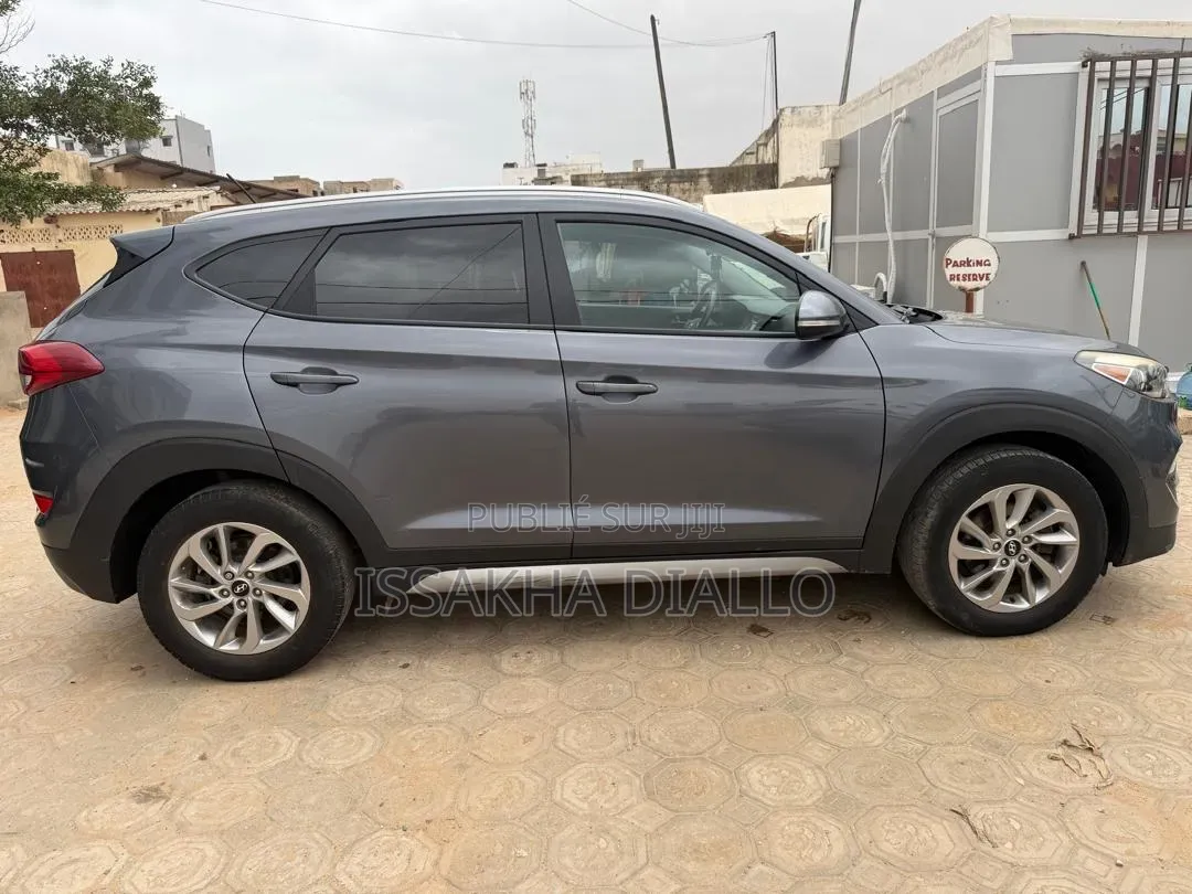 Hyundai Tucson 2017 Gris