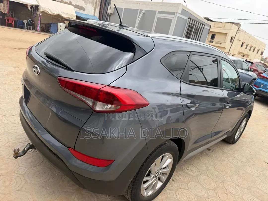 Hyundai Tucson 2017 Gris