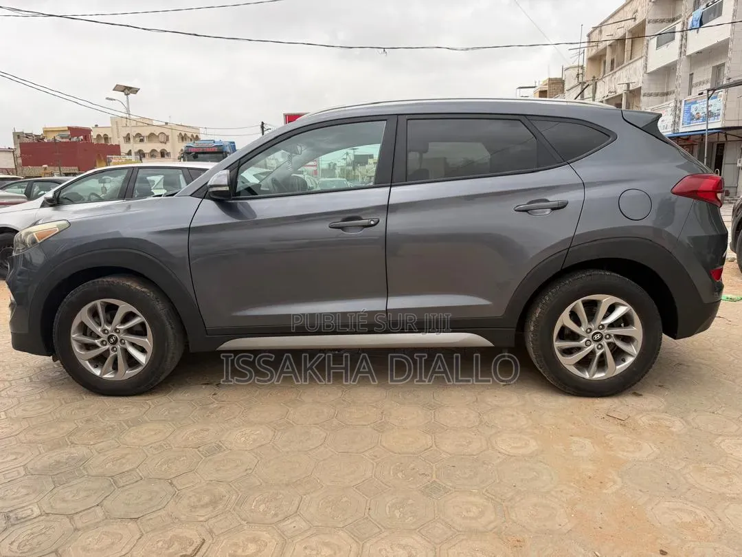 Hyundai Tucson 2017 Gris