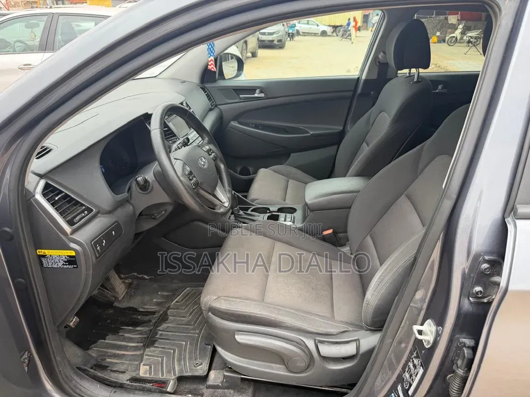 Hyundai Tucson 2017 Gris