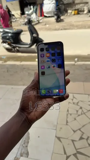 Nouveau Apple iPhone 12 128 GB Gris