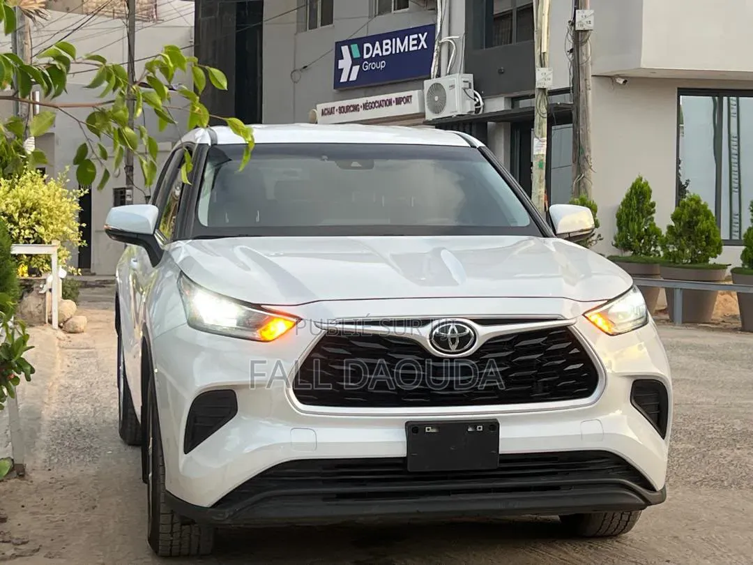 Toyota Highlander 2023 Blanc