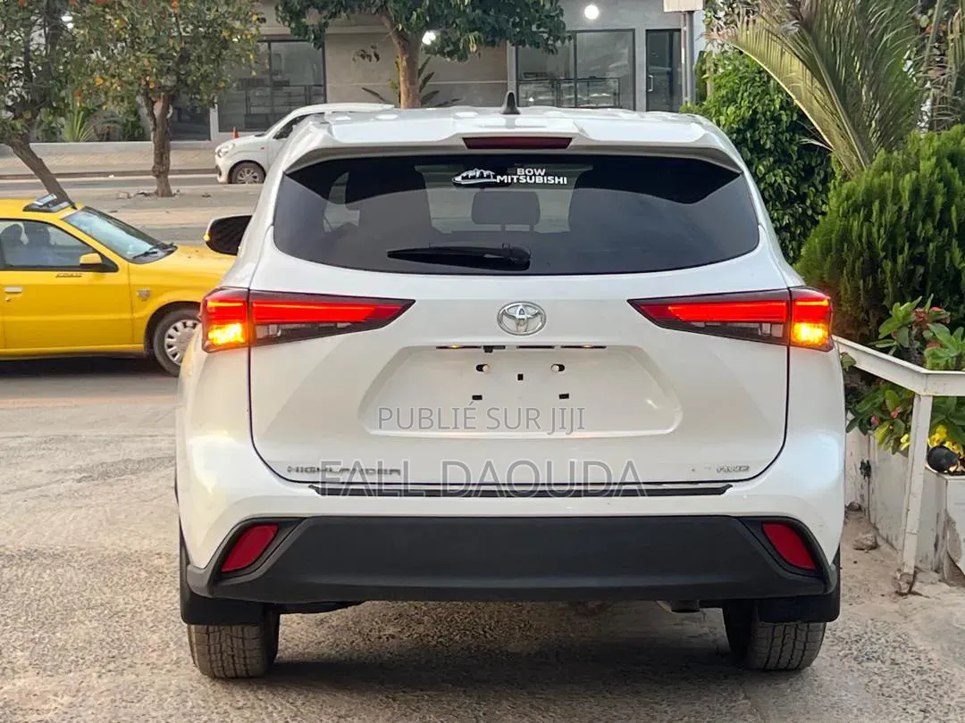 Toyota Highlander 2023 Blanc