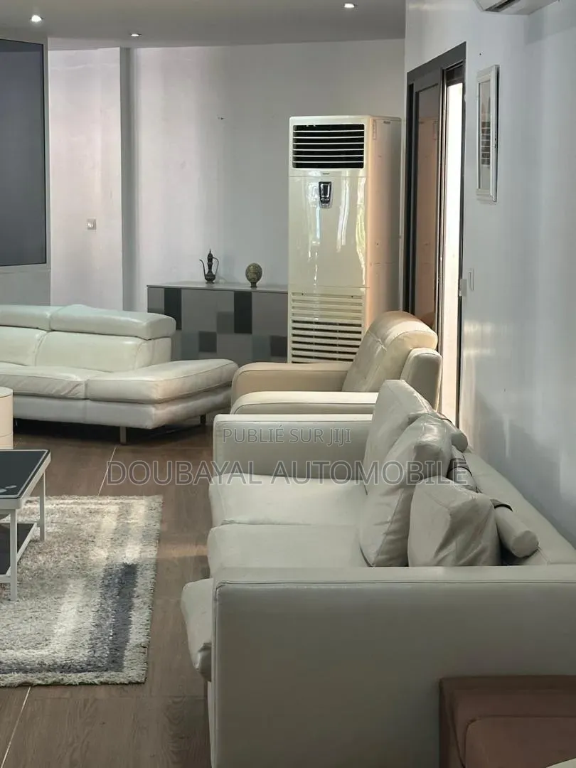 Meublé 7chbre Villa dans Saly, Thiès Sud à Vendre