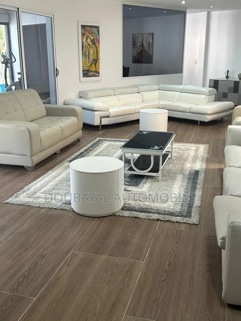 Meublé 7chbre Villa dans Saly, Thiès Sud à Vendre