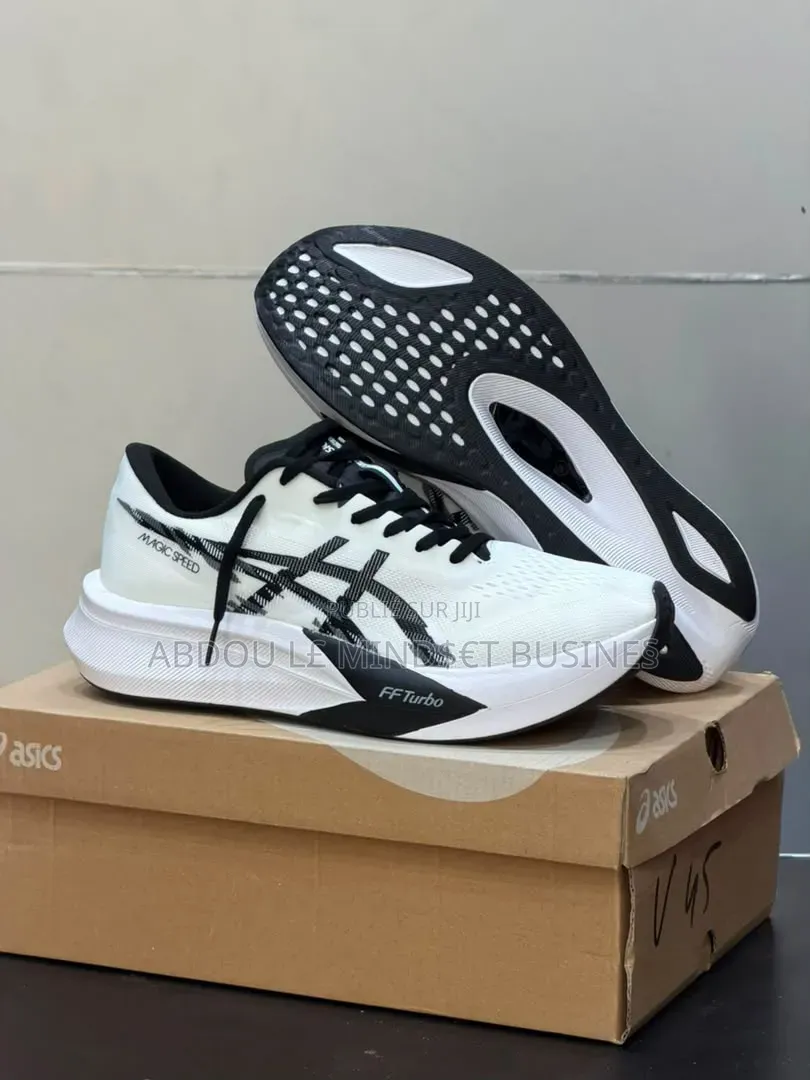 Asics Magic Speed