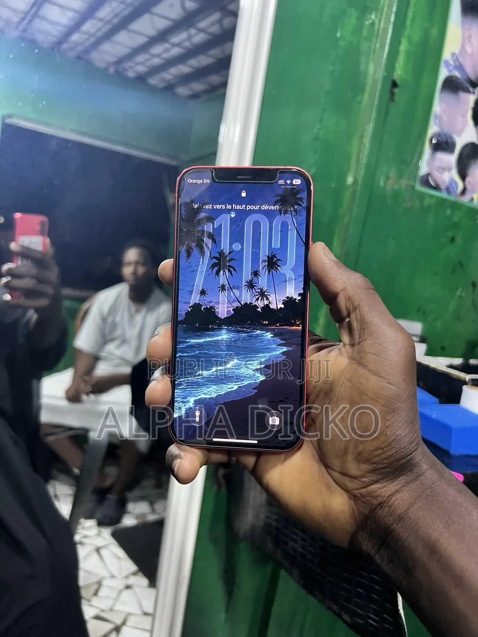 Nouveau Apple iPhone 12 128 GB Rouge