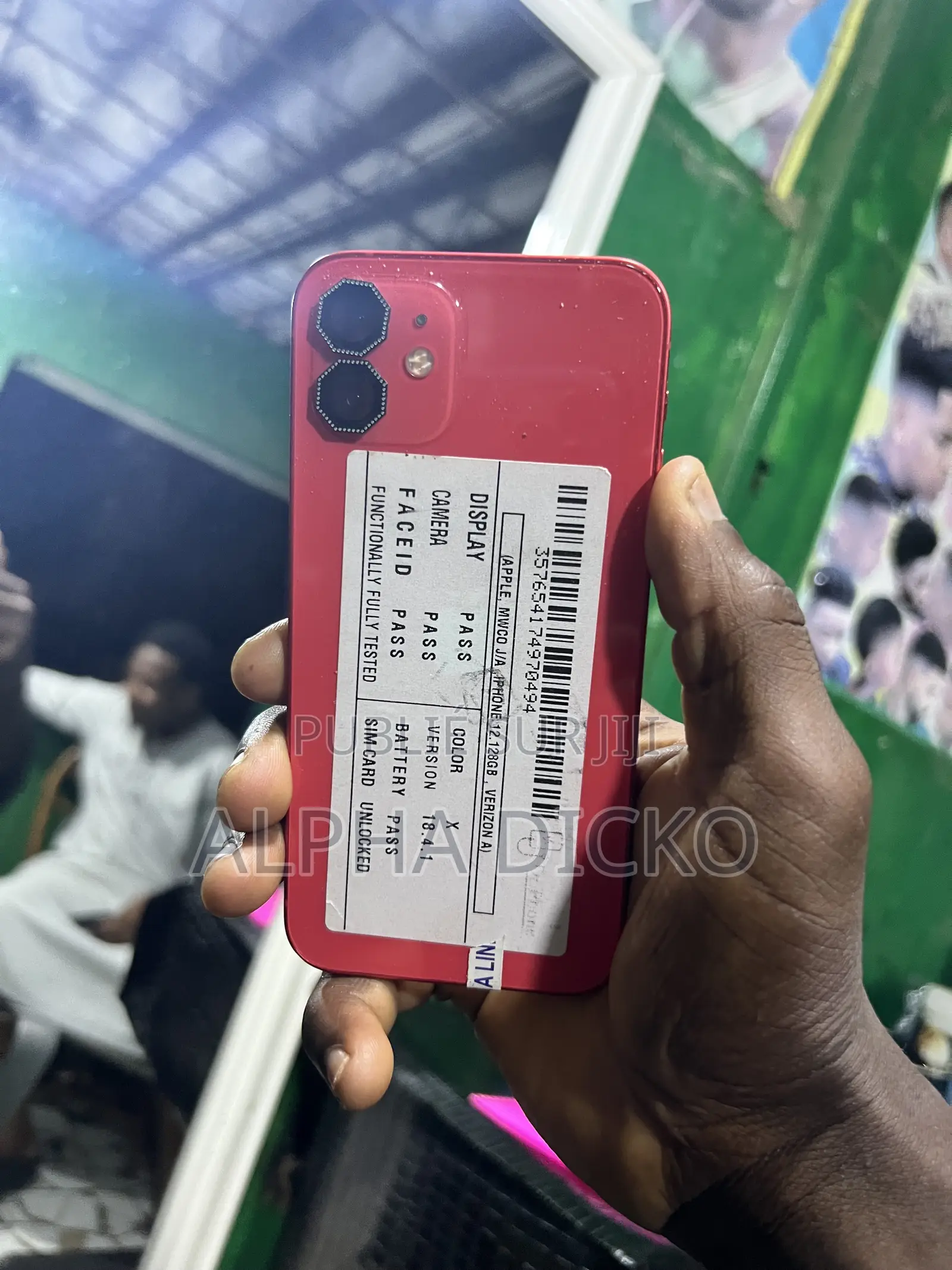Nouveau Apple iPhone 12 128 GB Rouge