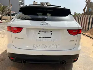 Jaguar F-Pace 2017 Blanc