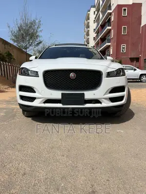 Jaguar F-Pace 2017 Blanc