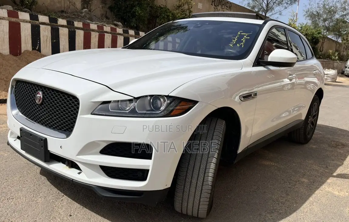 Jaguar F-Pace 2017 Blanc