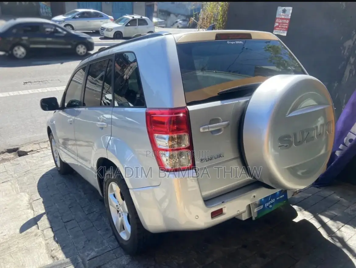 Suzuki Grand Vitara 2.4 Limited 2012 Gris