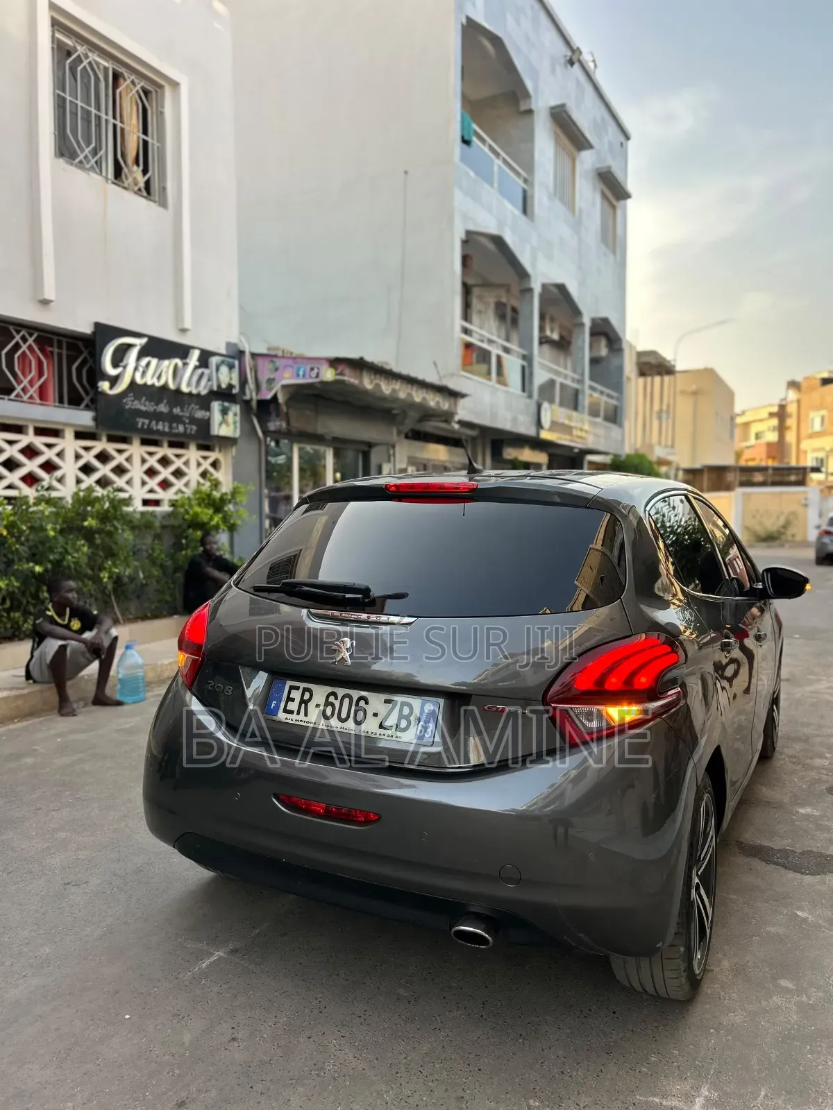 Peugeot 208 2017 Gris