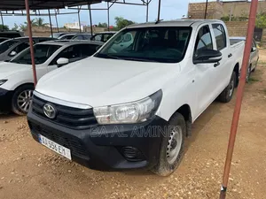 Toyota Hilux 2020 Blanc