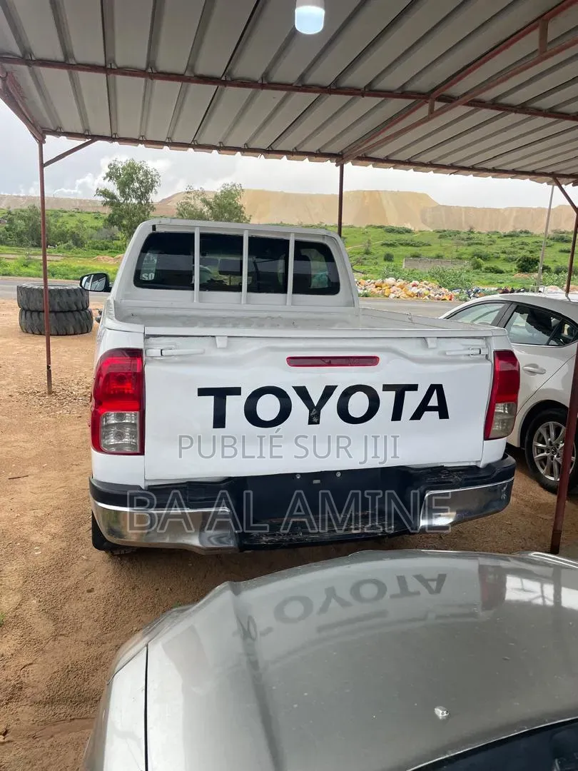 Toyota Hilux 2020 Blanc